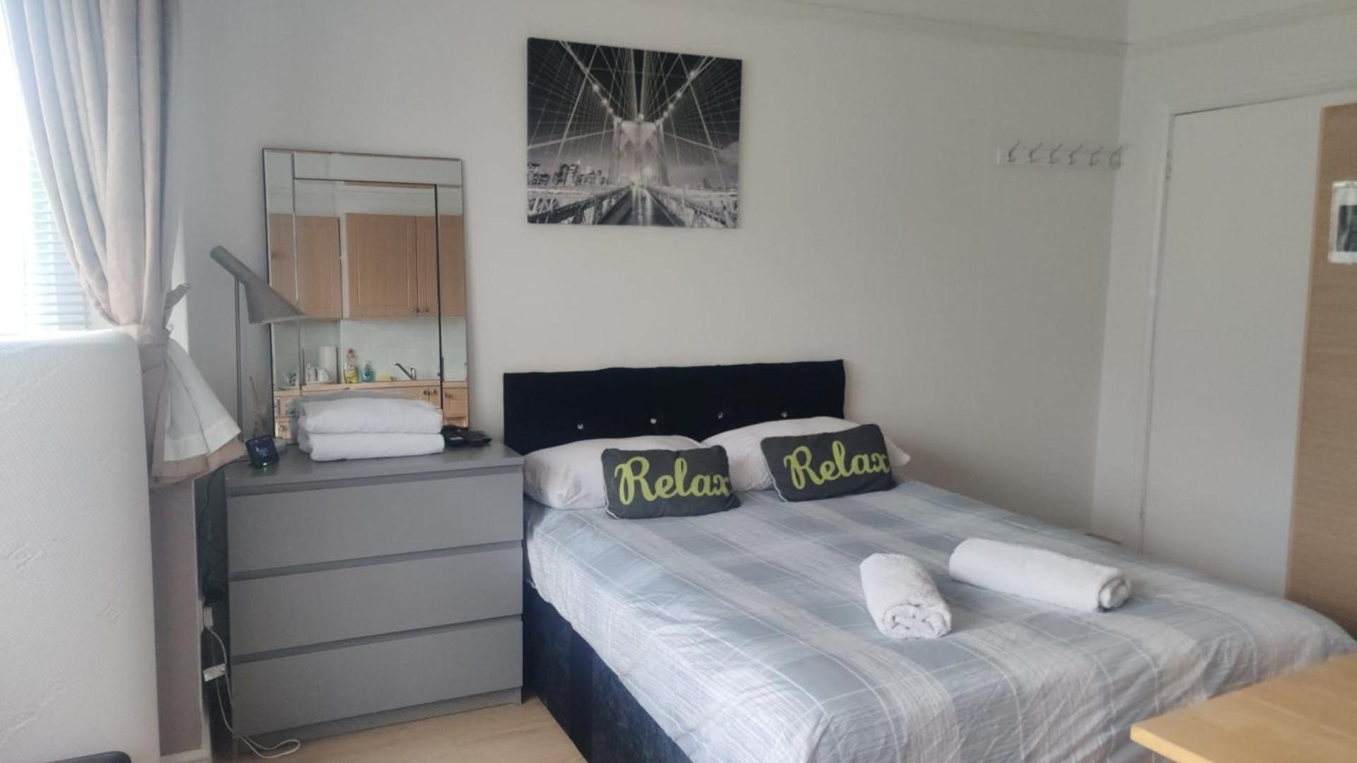 Studio On Golders Green Road Apartment London Bagian luar foto